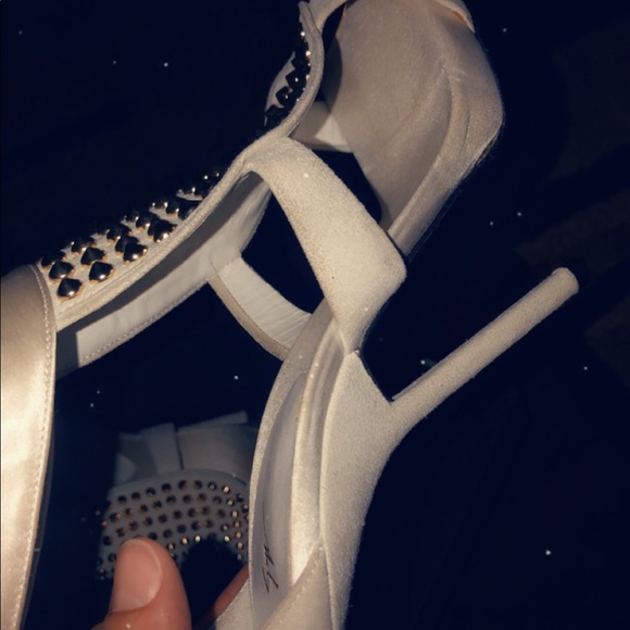 Sandals - Picture 3 of 5